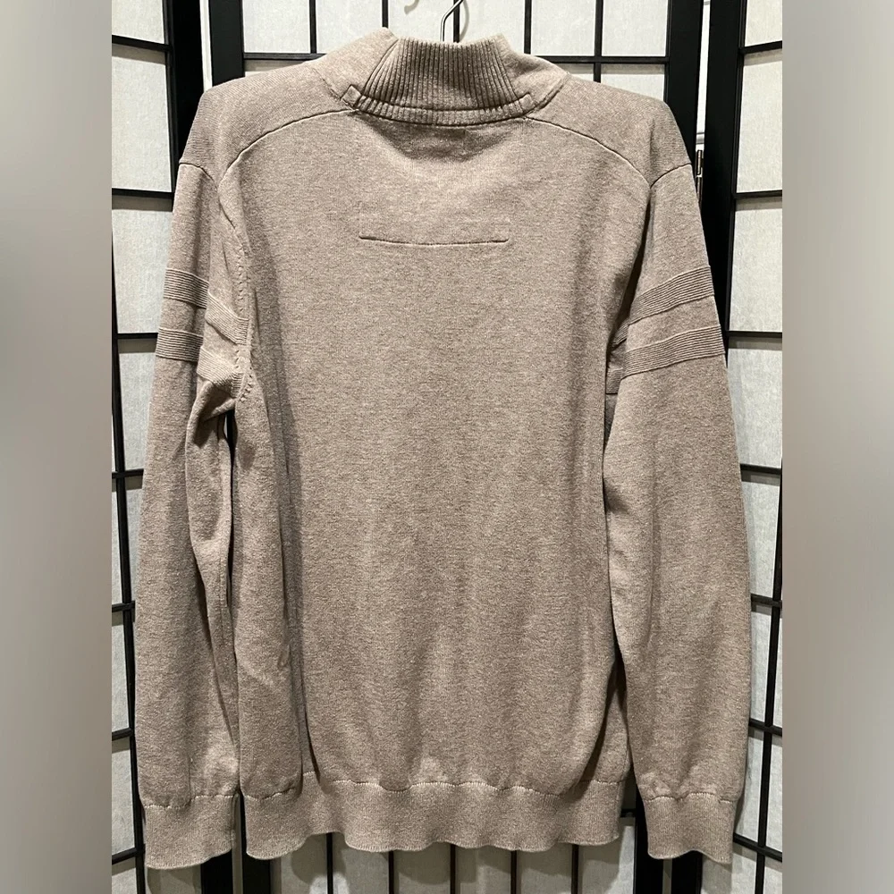 Banana Republic MENS V-Neck PREPPY HENLEY STYLE Sweater in Tan, SIZE L